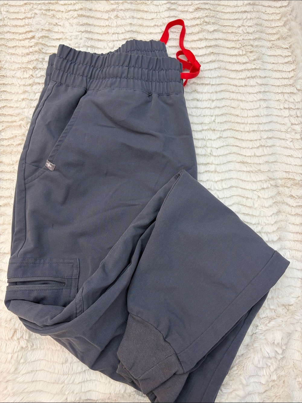 Figs women’s Jogger Pants with Red Drawstring - Charcoal